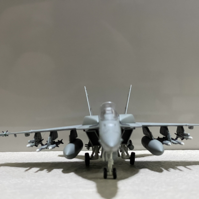 ​Mô hình Máy bay F-18F/A Super Hornet tỷ lệ 1:72 Kim loại