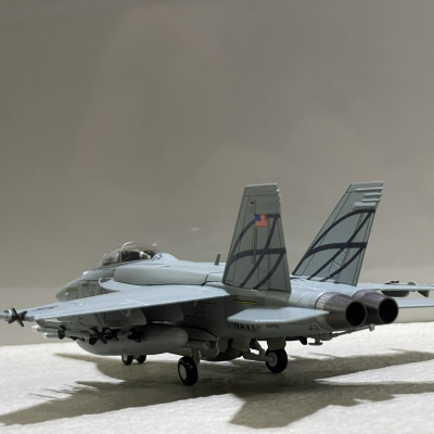 ​Mô hình Máy bay F-18F/A Super Hornet tỷ lệ 1:72 Kim loại