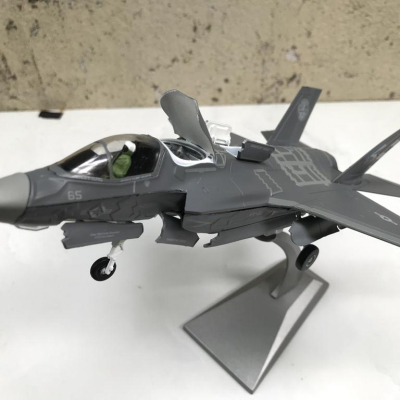 Mô hình Máy bay F- 35B MARINE Corps tỷ lệ 1:72
