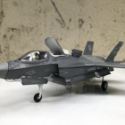 Mô hình Máy bay F- 35B MARINE Corps tỷ lệ 1:72