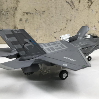 Mô hình Máy bay F- 35B MARINE Corps tỷ lệ 1:72