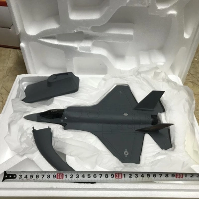 Mô hình Máy bay F- 35C Lightning II  tỷ lệ 1:48