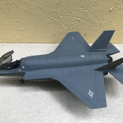 Mô hình Máy bay F- 35C Lightning II  tỷ lệ 1:48