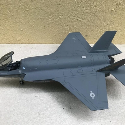 Mô hình Máy bay F- 35C Lightning II  tỷ lệ 1:48