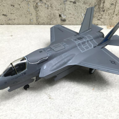 Mô hình Máy bay F- 35B Lightning II tỷ lệ 1:72