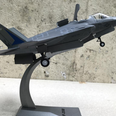 Mô hình Máy bay F- 35B Lightning II tỷ lệ 1:72