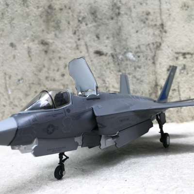 Mô hình Máy bay F- 35B Lightning II tỷ lệ 1:72