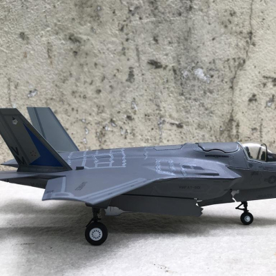 Mô hình Máy bay F- 35B Lightning II tỷ lệ 1:72