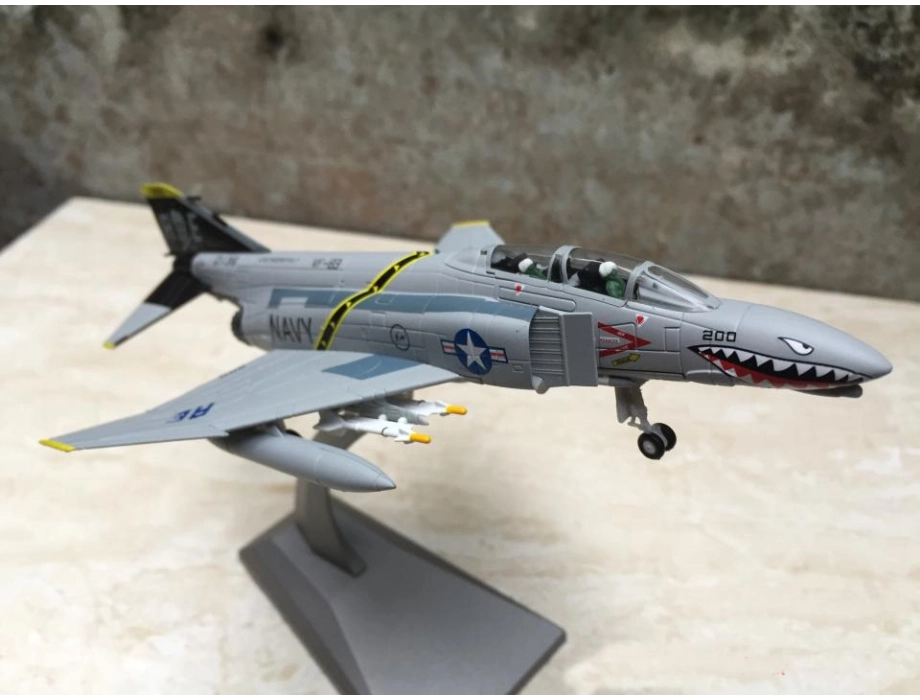 Mô hình máy bay F-4A Phantom II  tỷ lệ 1:100