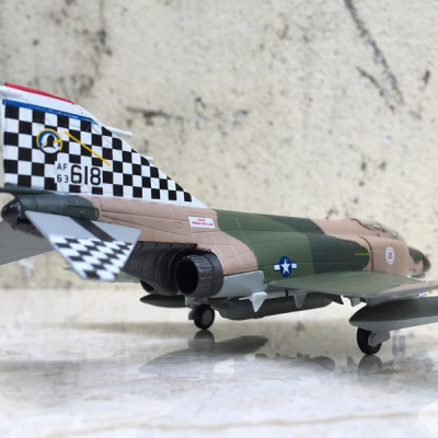 Mô hình máy bay F-4C Phantom II  tỷ lệ 1:100