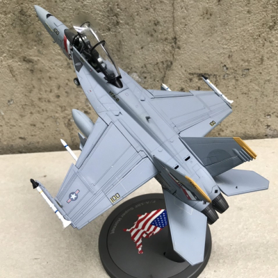 Mô hình Máy bay F/A-18F Super Hornet tỷ lệ 1:72