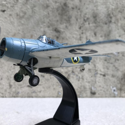 Mô hình Máy bay F4U Corsair tỷ lệ 1:72