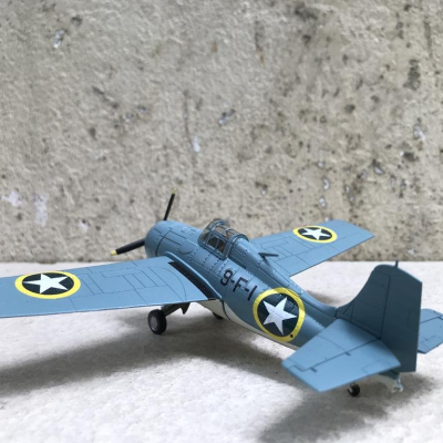 Mô hình Máy bay F4U Corsair tỷ lệ 1:72