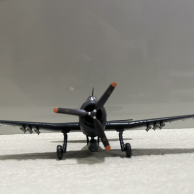 ​Mô hình máy bay Grumman F6F- Wildcat tỷ lệ 1:72