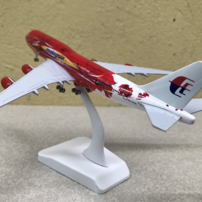 Mô hình máy bay Malaysia Airline tỷ lệ  1:350