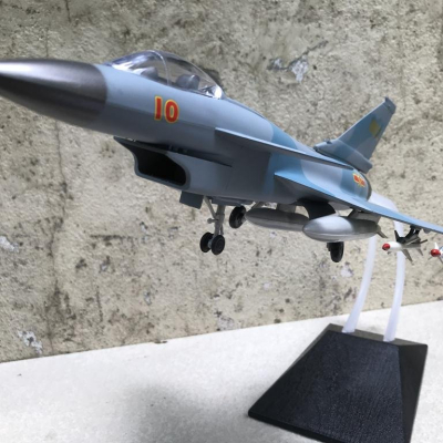 Mô hình Máy báy Máy bay J10 tỷ lệ: 1:72