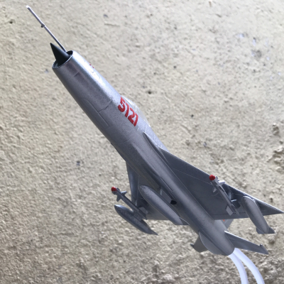 ​Mô Hình Máy Bay MIG-21 Số Hiệu 5121 tỷ lệ 1:48