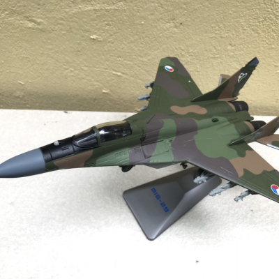 Mô hình máy bay MIG-29 Fighter tỷ lệ 1:48