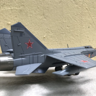 Mô hình máy bay MIG-31 Fighter tỷ lệ 1:72