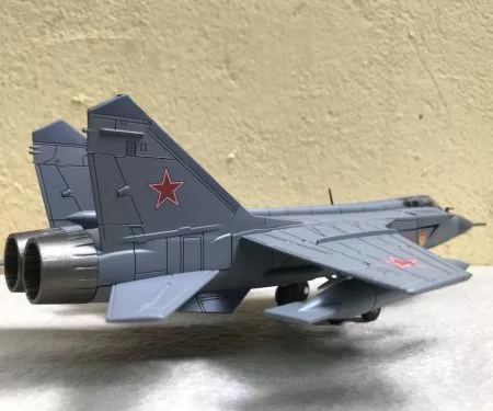 ​Mô hình máy bay MIG-31 Fighter tỷ lệ 1:72