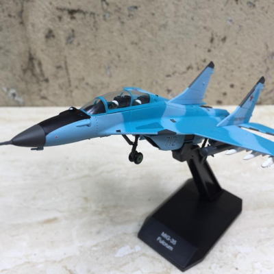 Mô hình Máy bay MIG 35 tỷ lệ 1:100