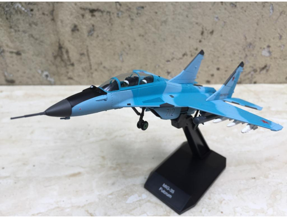 Mô hình Máy bay MIG 35 tỷ lệ 1:100 Mô hình Máy bay MIG 35 tỷ lệ 1:100