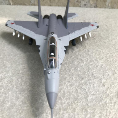 Mô hình Máy bay MIG 35 tỷ lệ 1:100