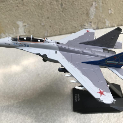 Mô hình Máy bay MIG 35 tỷ lệ 1:100