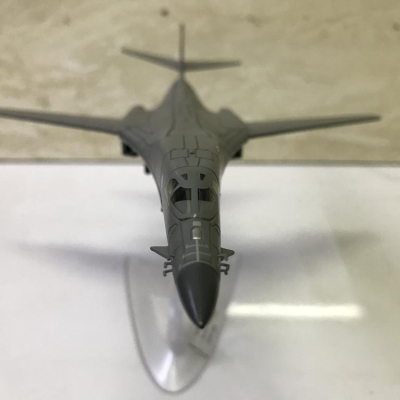 Mô hình Máy bay Ném Bom B1 lancer  tỷ lệ 1:200