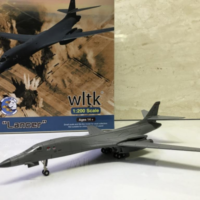 Mô hình Máy bay Ném Bom B1 lancer  tỷ lệ 1:200