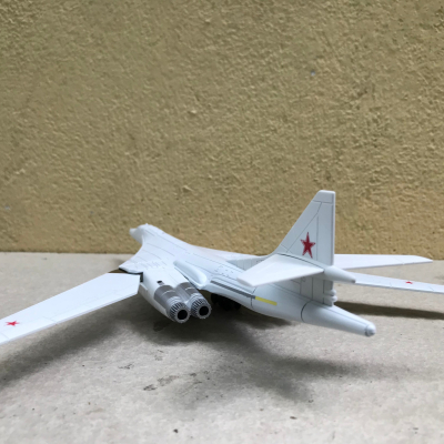 Mô hình Máy bay Ném BomTU-160 tỷ lệ 1:200