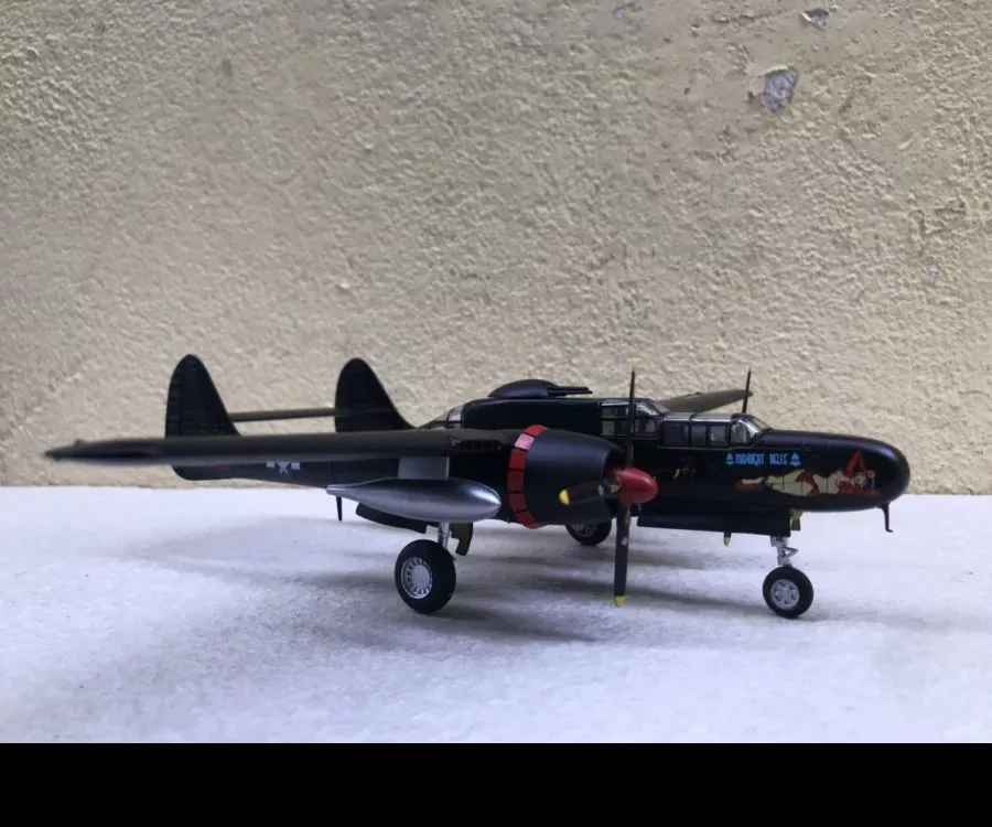 ​Mô hình Máy bay Northrop P-61B Black Widow tỷ lệ 1:72