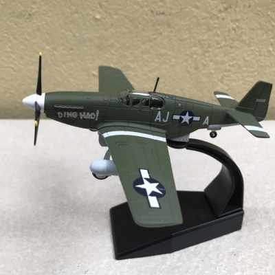 Mô hình Máy bay P-51B Mustang  tỷ lệ 1:72