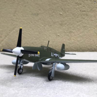 Mô hình Máy bay P-51B Mustang  tỷ lệ 1:72