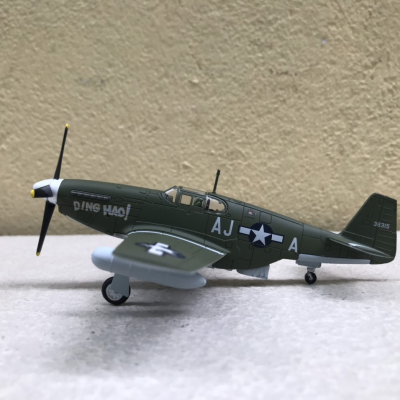Mô hình Máy bay P-51B Mustang  tỷ lệ 1:72