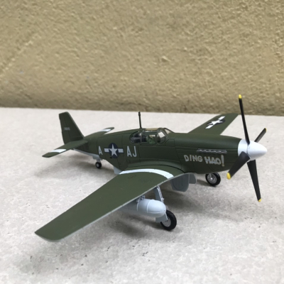 Mô hình Máy bay P-51B Mustang  tỷ lệ 1:72