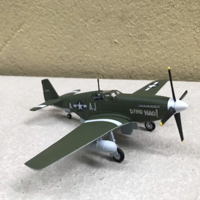 Mô hình Máy bay P-51B Mustang  tỷ lệ 1:72