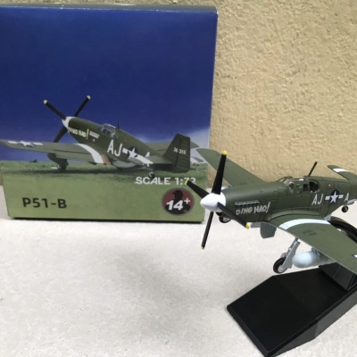 Mô hình Máy bay P-51B Mustang  tỷ lệ 1:72