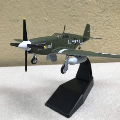Mô hình Máy bay P-51B Mustang  tỷ lệ 1:72