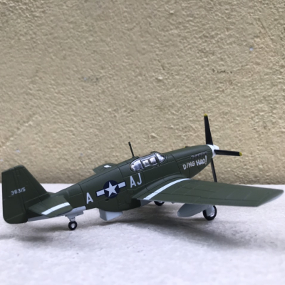 Mô hình Máy bay P-51B Mustang  tỷ lệ 1:72