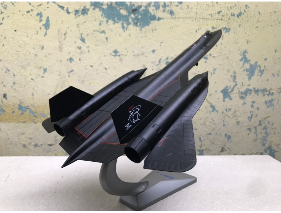 Mô hình Máy bay SR-71a BlackBird tỷ lệ 1:72 Mô hình Máy bay SR-71a BlackBird tỷ lệ 1:72