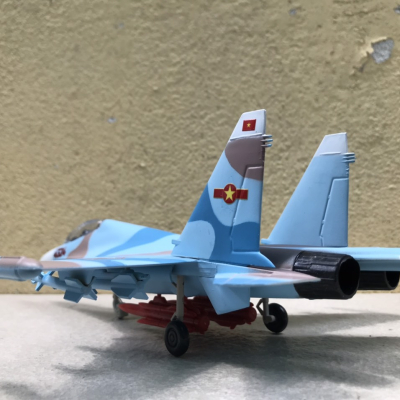 Mô hình Máy báy SU-30. Không Quân Việt Nam tỷ lệ 1:72
