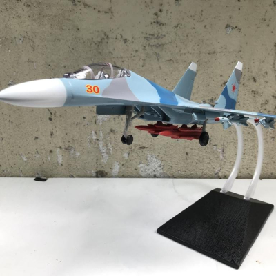 Mô hình Máy báy SU-30 tỷ lệ 1:72