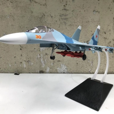 Mô hình Máy báy SU-30 tỷ lệ 1:72
