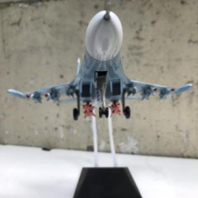 Mô hình Máy báy SU-30 tỷ lệ 1:72