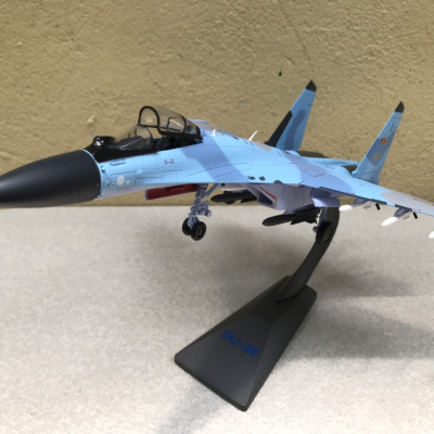 Mô hình máy bay SU-35 Fighter  tỷ lệ 1:72
