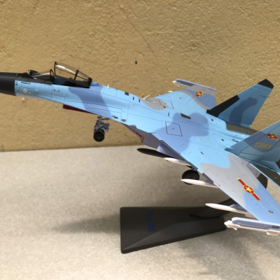 Mô hình máy bay SU-35 Fighter  tỷ lệ 1:72