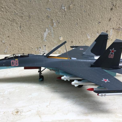Mô hình Máy báy SU-35 Fighter tỷ lệ 1:72