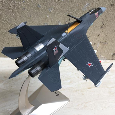 Mô hình Máy báy SU-35 Fighter tỷ lệ 1:72