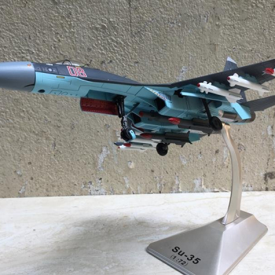 Mô hình Máy báy SU-35 Fighter tỷ lệ 1:72